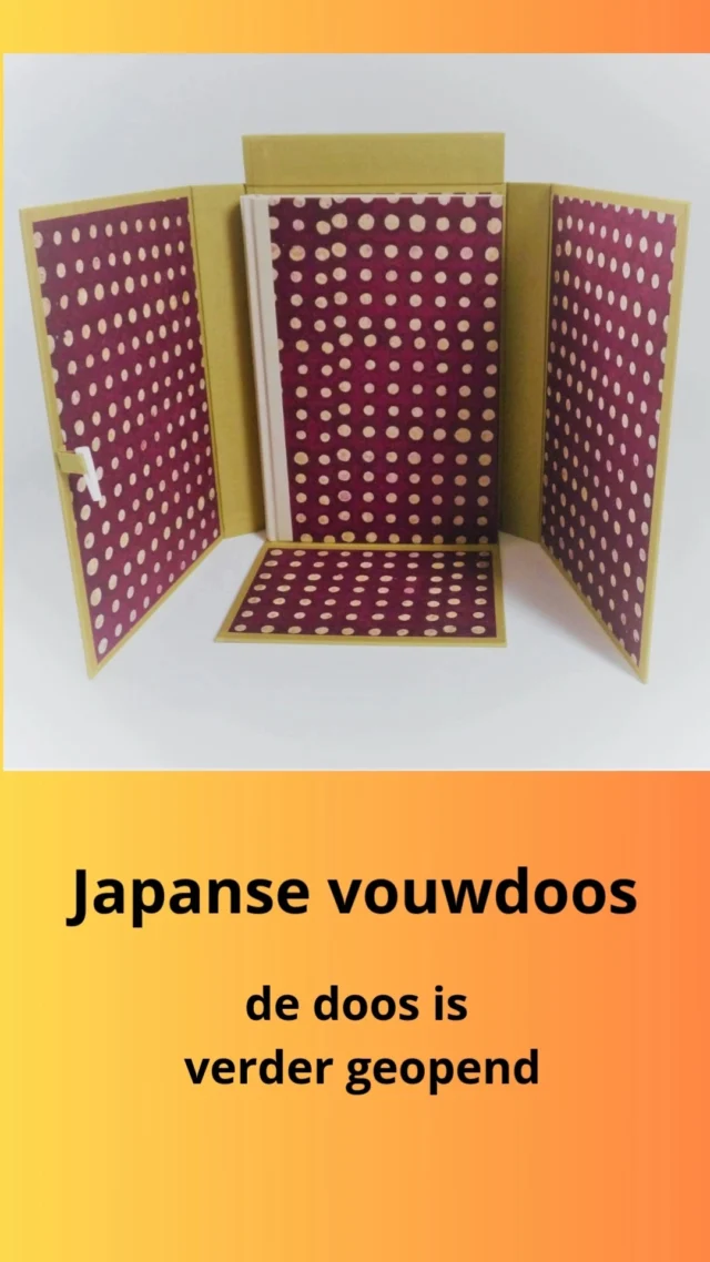Zin om iets bijzonders te maken met papier en karton?
Tijdens de workshop 𝗝𝗮𝗽𝗮𝗻𝘀𝗲 𝘃𝗼𝘂𝘄𝗱𝗼𝗼𝘀 maak je voor een eenvoudig boek een prachtige bijpassende vouwdoos!

De ‘platte’ doos vouw je om een boek en sluit je met een Japans sluitbeentje. 
Het boek (A5-formaat) versier je met decoratief papier. Het is perfect voor notities, recepten, haiku’s, kalligrafie of jouw reisverhalen.

En het mooiste? De doos beschermt je boek, ideaal als je het onderweg meeneemt.

Wat zou jij in dit boek schrijven of tekenen? Laat het weten in een reactie!

#Japansevouwdoos
#sierpapier
#Japanssluitbeentje
#kleurkeuzeisreuze
#verzameling
#papierdessin
#kennismakenmetboekbinden
#opmaat
#workshopjapansevouwdoos
#workshopdozenmaken
#boekbindlinnen
#inopdracht
#boekbinderij
#dozenmakerij
#handgemaakt
#boekbinden
#dozenmaken
#papieratelier
#workshop
#handwerk
#ambacht
#ambachtelijkwerk
#handgemaakt
#handgemaaktboek
#handgemaaktedoos